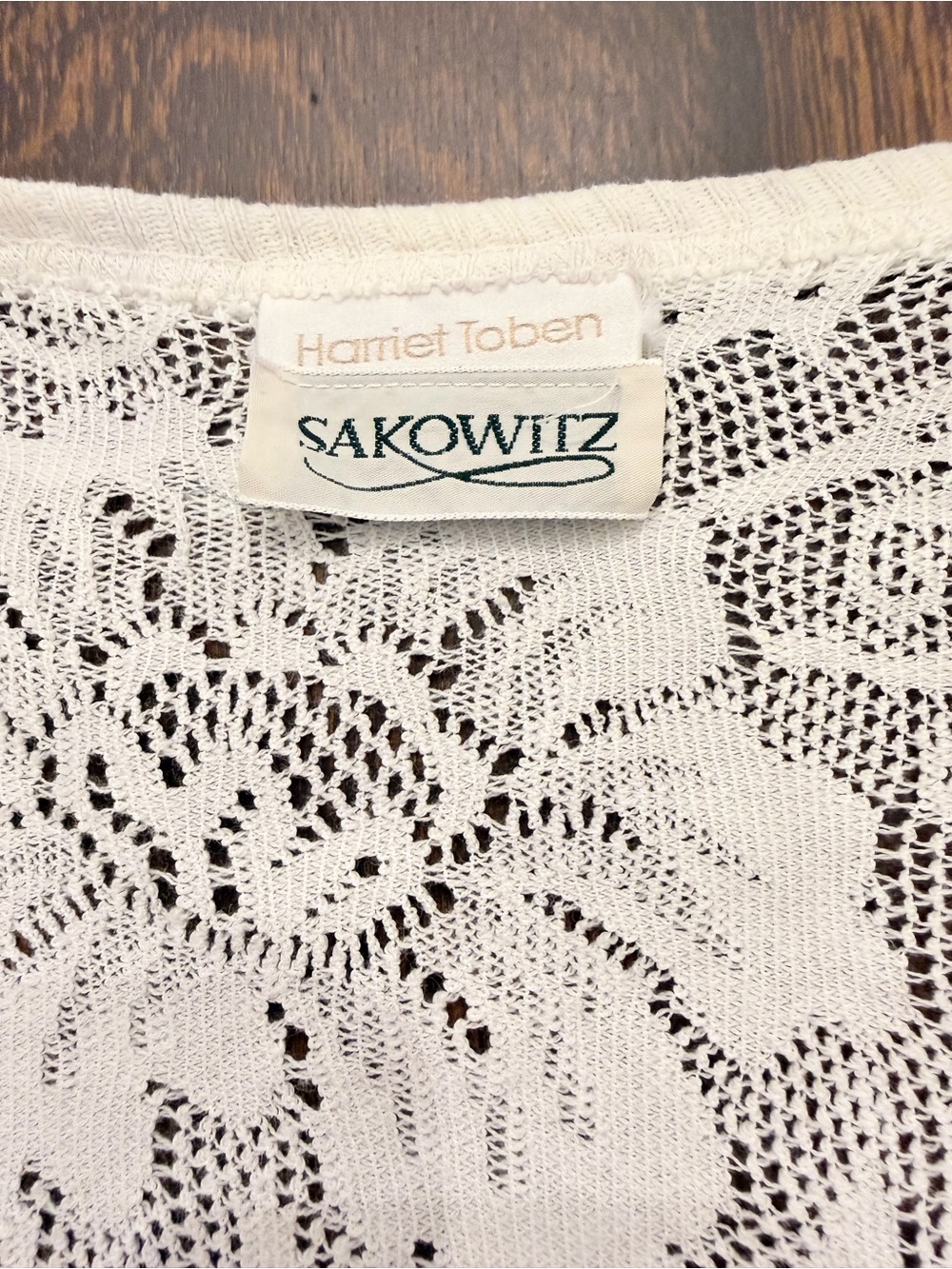 White Sheer Floral Lace Knit Button-Front Cardigan Size Medium - Picture 8 of 10